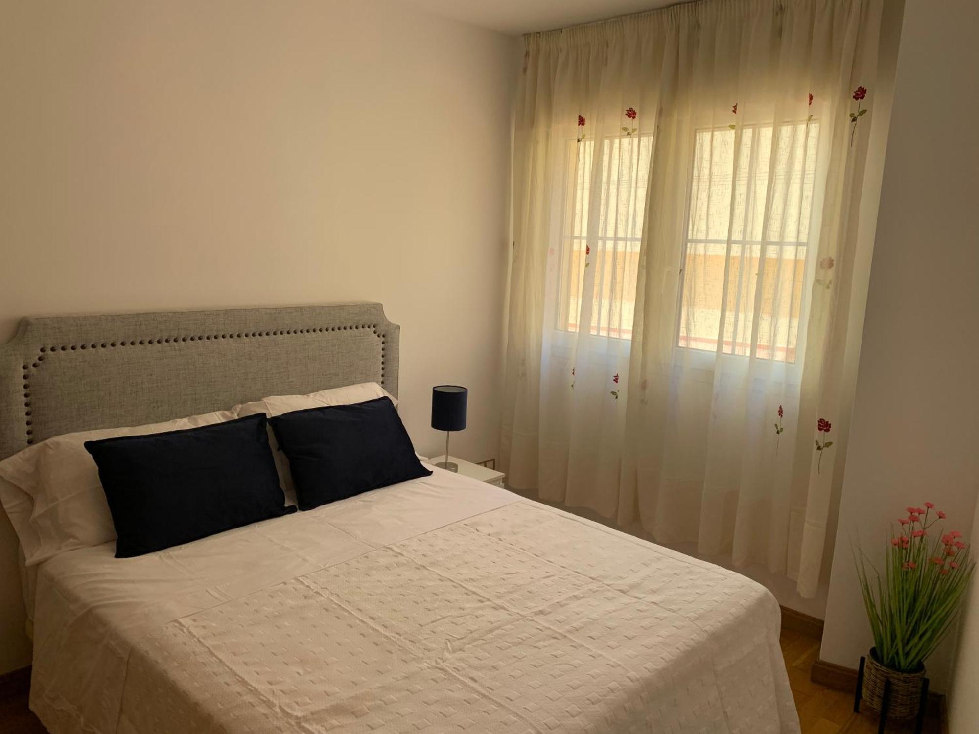 Malagueta, Free Parking, Center & Beach Malaga Ngoại thất bức ảnh
